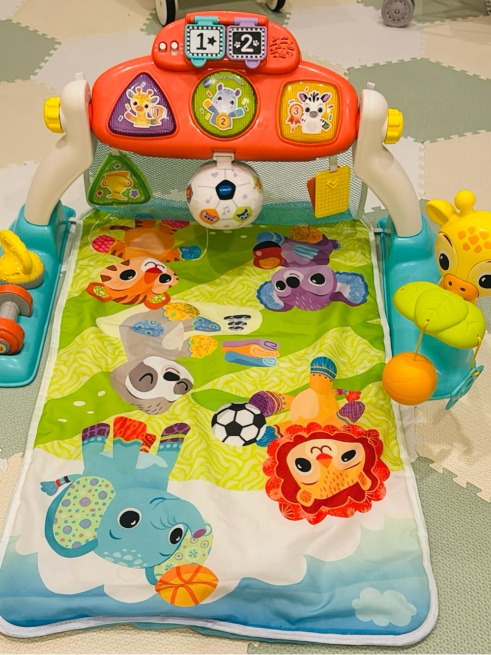 Vtech kick and score play gym